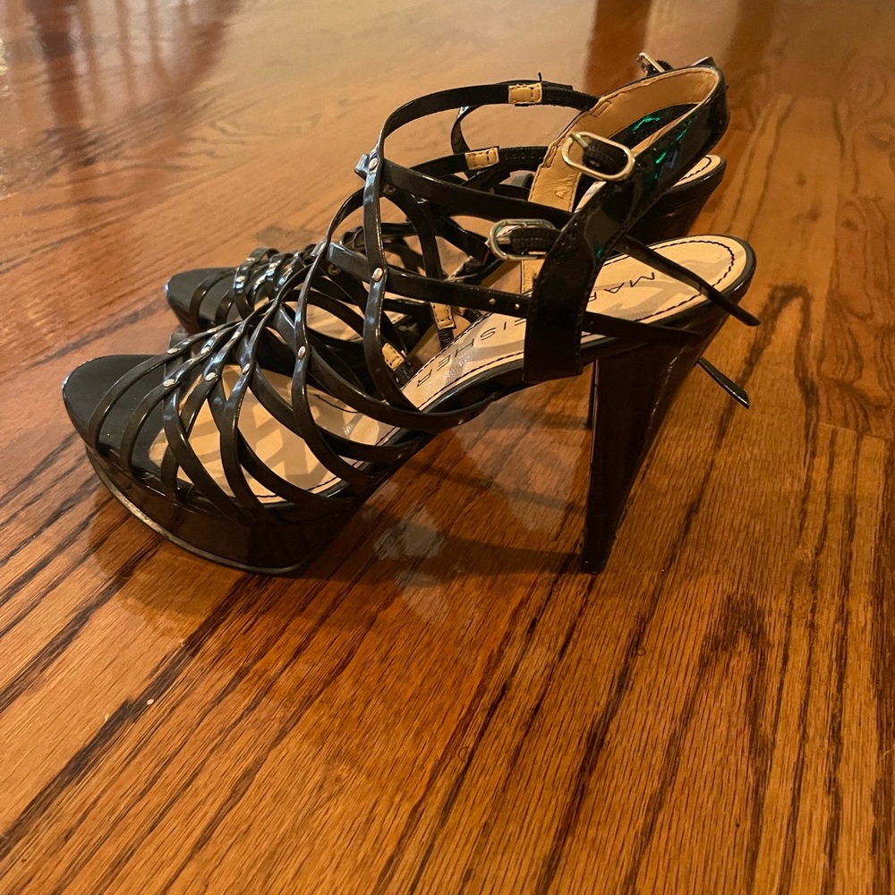 Marc Fisher Black platform sandals